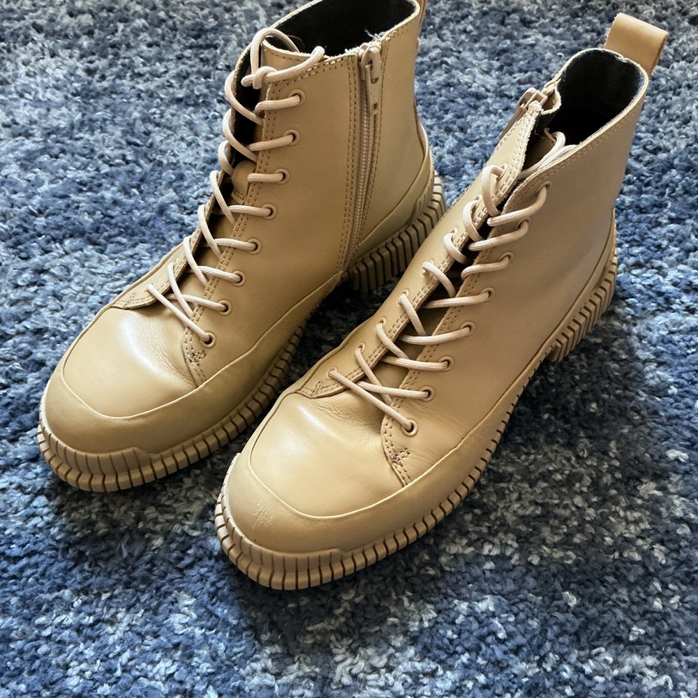 Camper Tan Lace-Up  Boots